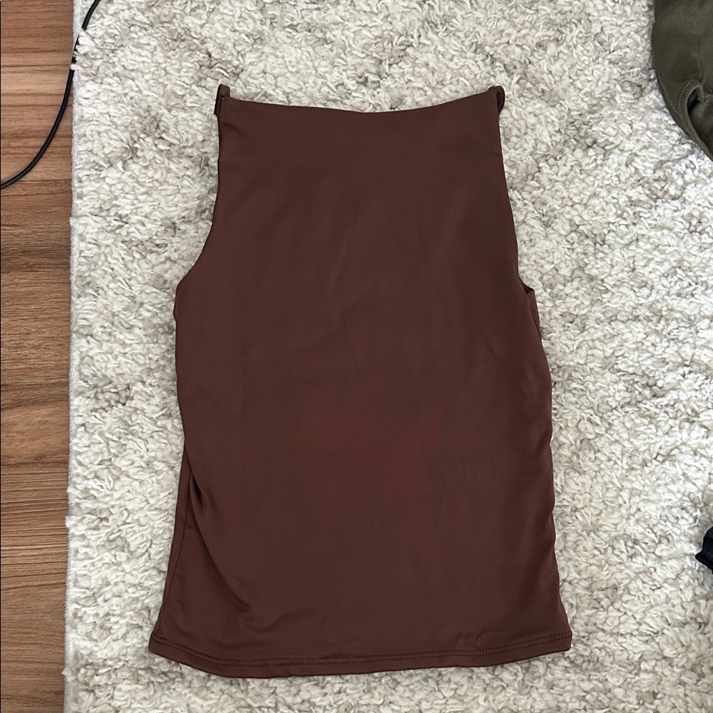 Elegant Brown Sleeveless Tank Top